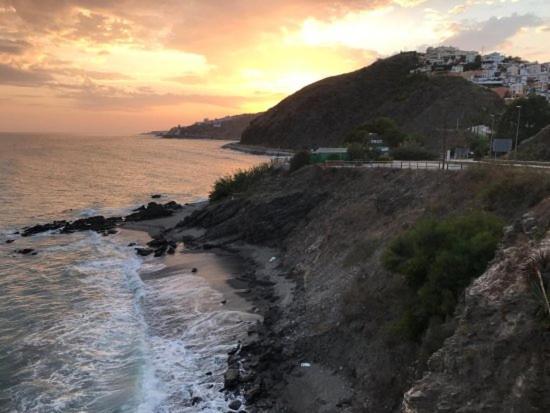 Apartamento Con Vistas Al Mar Nerja Bagian luar foto